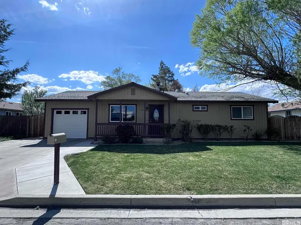 405 Leona Ave, Yerington, NV 89447