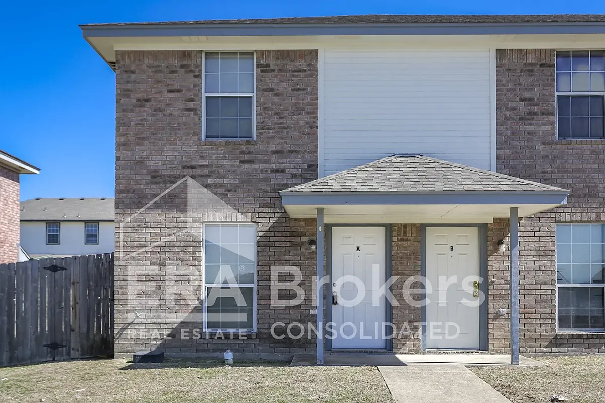 Building Photo - 4508 Sylvia Dr #A
