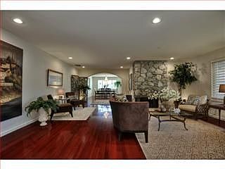 5th image of 12369 Saraglen Dr