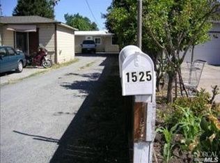 1525 Gloria Dr, Santa Rosa, CA 95407