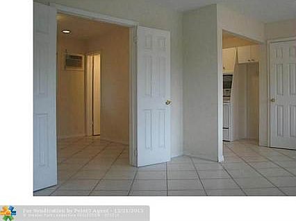 2nd image of 500 NE 14th Ave APT 4