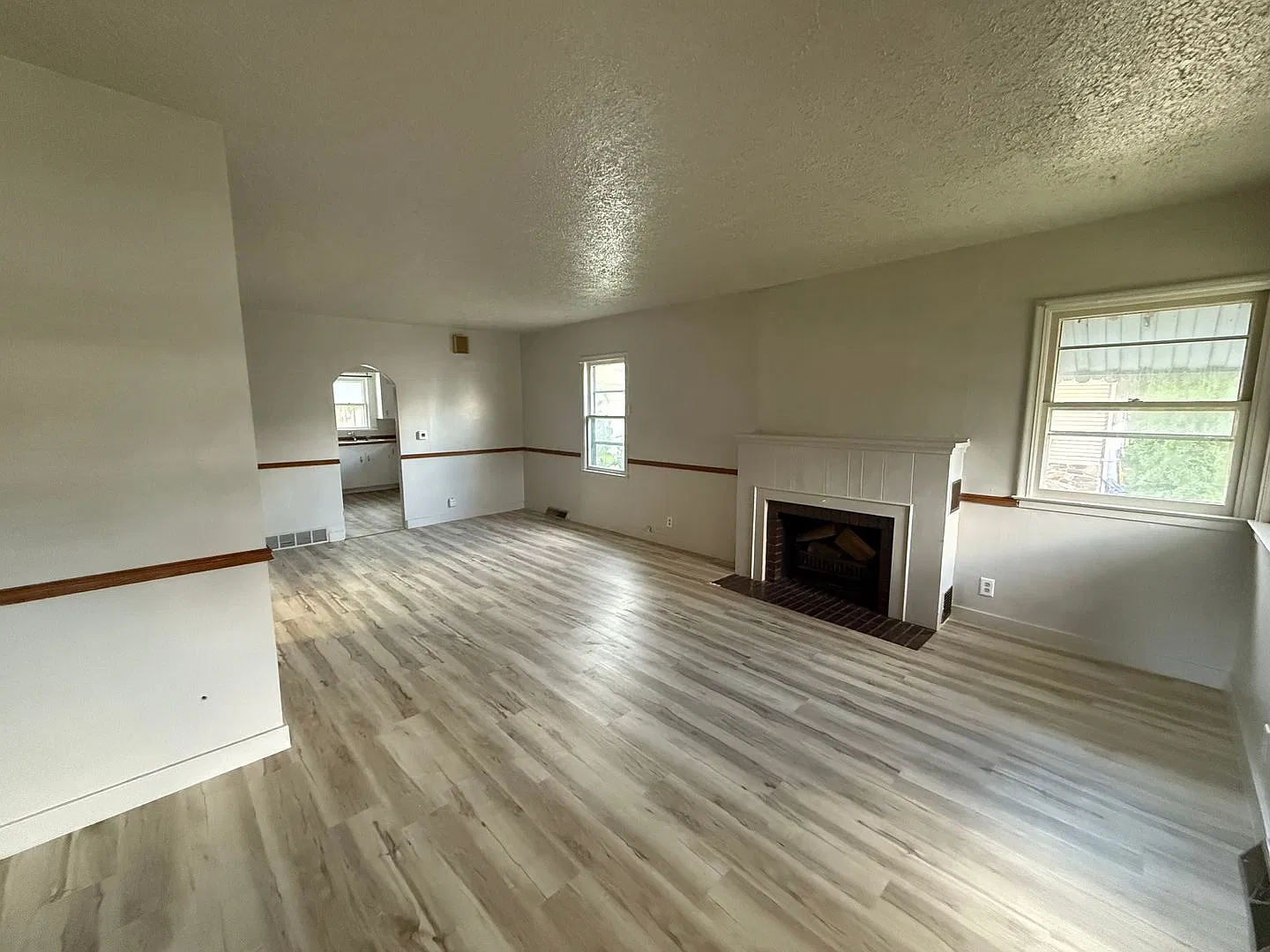 Central air and large backyard! — Photo 2