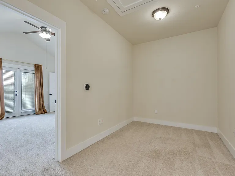 7906 Wildcat Pass — Photo 22