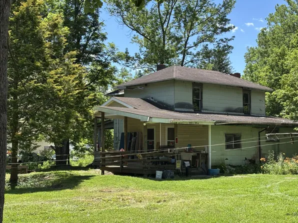 8120 Wildwood Ln, Athens, OH 45701