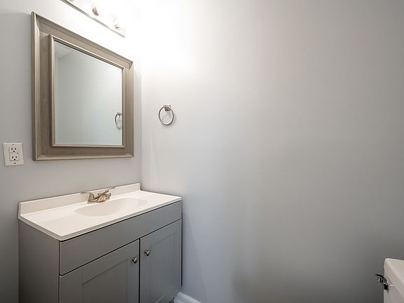 2nd image of 3734 Chula Vista Dr #3734