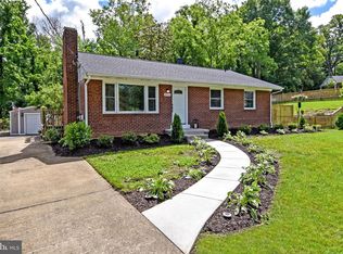 8913 Lagrange St, Lorton, VA 22079