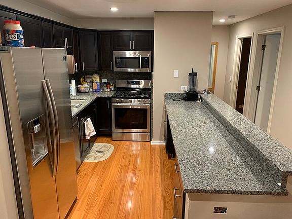 2nd image of 815 Leicester Rd APT 214A