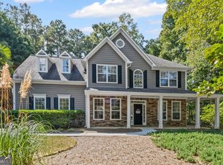 390 Sablewood Dr, Milton, GA 30004