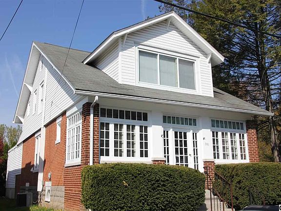 3rd image of 301 S 29th St