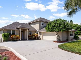 121 E Cedar St, Howey In The Hills, FL 34737