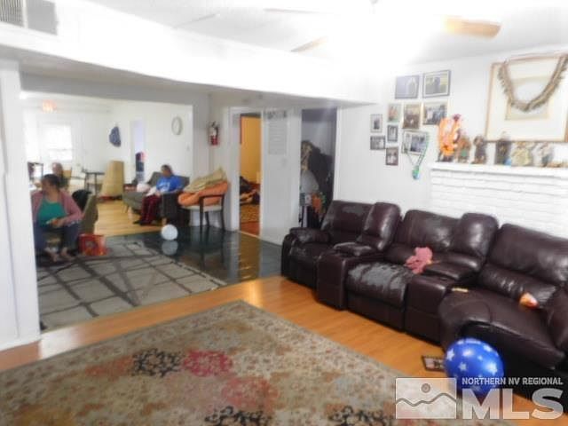 2nd image of 2315 E 9th St