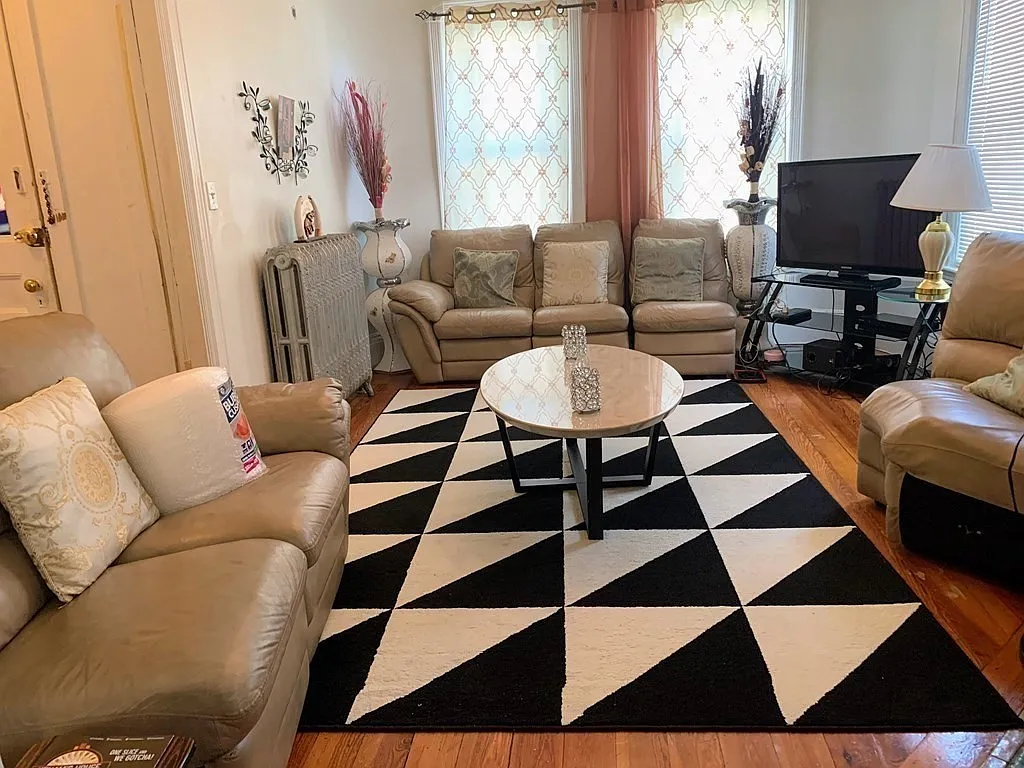 1 bed, 1.0 bath, 1200 sqft, $2,350 — Photo 3
