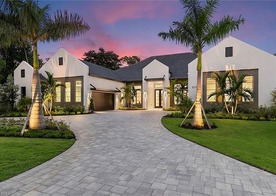 1st image of 3733 Woodlake DR