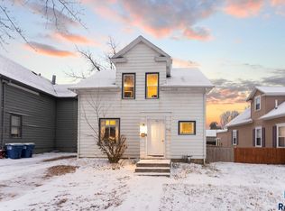 1303 W 10th St, Sioux Falls, SD 57104