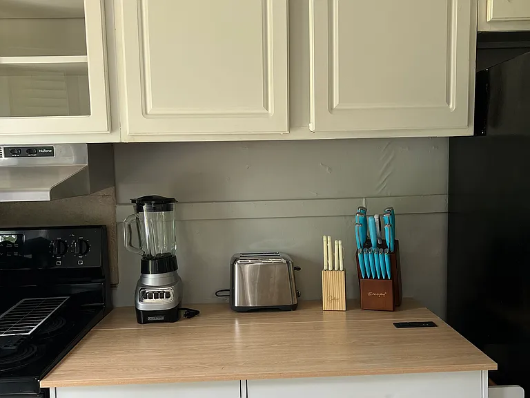 2300 Sharondale Dr — Photo 10