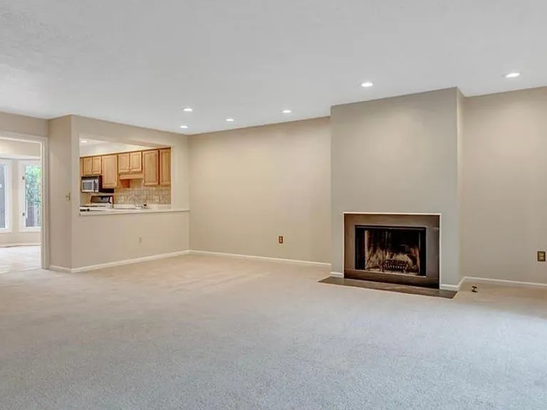 100 Denniston St #76 — Photo 9