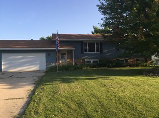 235 Lorinda Ln, Neosho, WI 53059