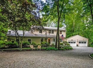 5 Deer Run Trl, Weston, CT 06883