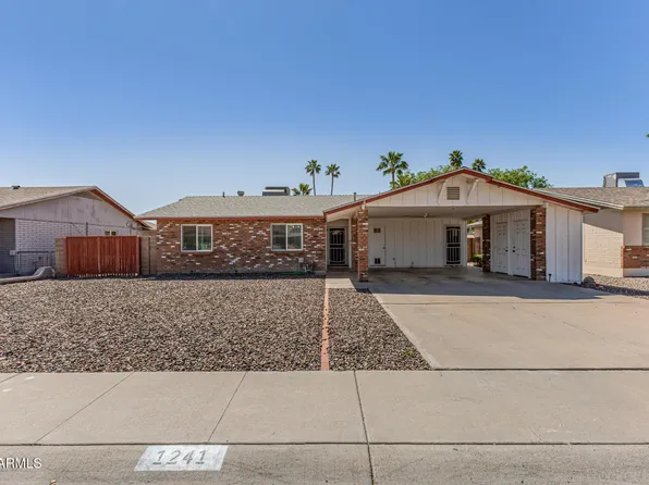 1241 W LAREDO Street, Chandler, AZ 85224