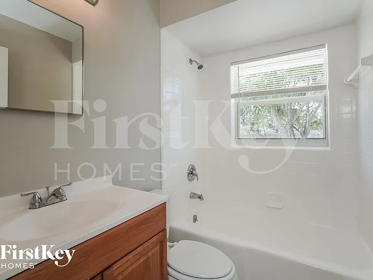 4311 5th St W — Photo 13