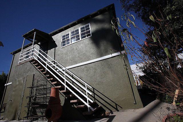1st image of 10619 Ayres Ave