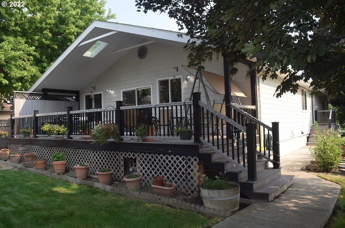 425 W College St, Athena, OR 97813 Zillow