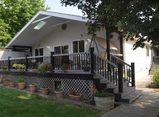 425 E College St, Athena, OR 97813