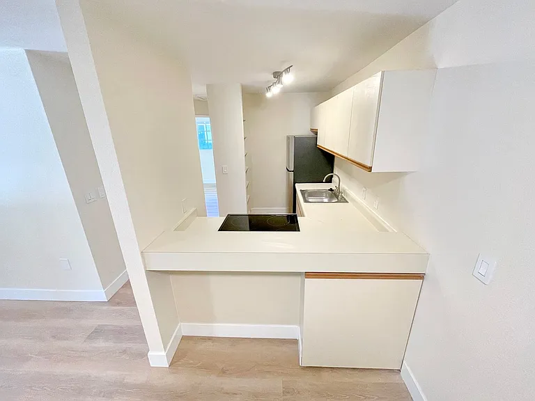 160 Keonekai Rd #14-205 — Photo 6