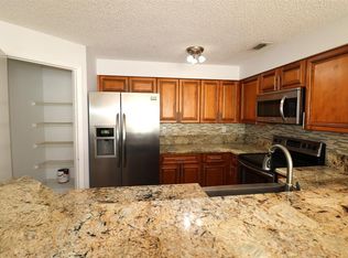 2445 SW 18th Ter APT 907, Fort Lauderdale, FL 33315