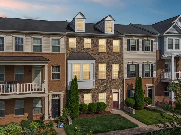 46680 Joubert Ter, Sterling, VA 20165