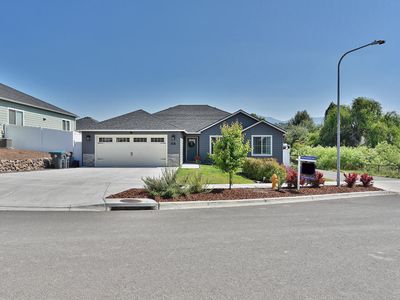 671 Nobility Dr, Medford, OR, 97501