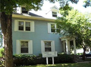 1430 2nd Ave SE, Cedar Rapids, IA 52403