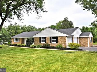 205 Maple Ave, Harleysville, PA 19438