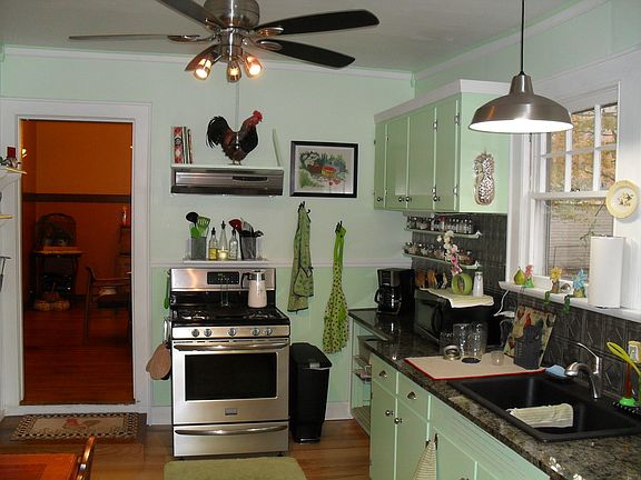 4th image of 11425 N Oak St