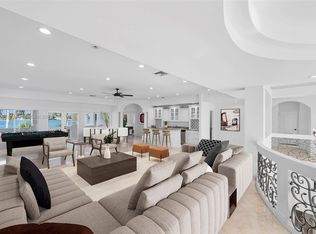 369 N Hibiscus Dr, Miami Beach, FL 33139