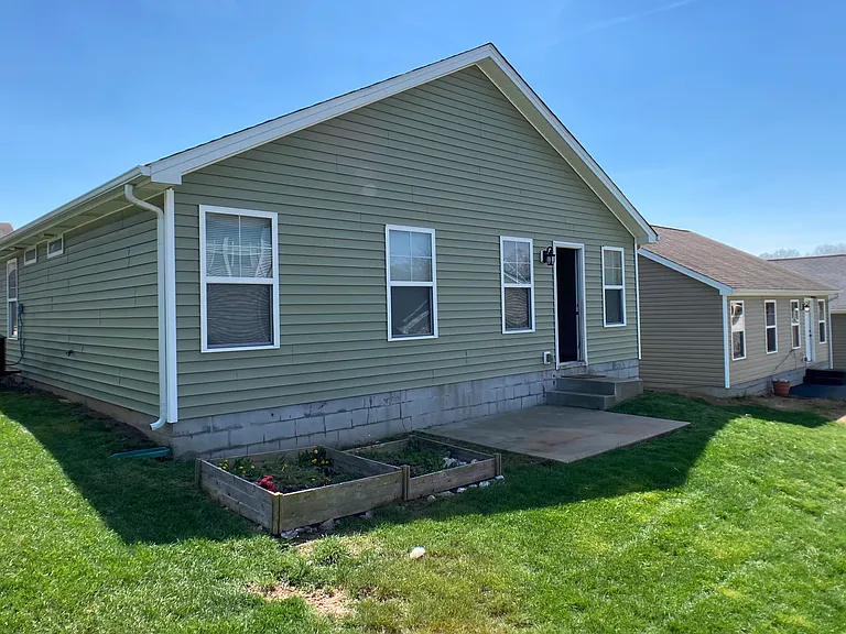 103 Wabash Dr — Photo 16