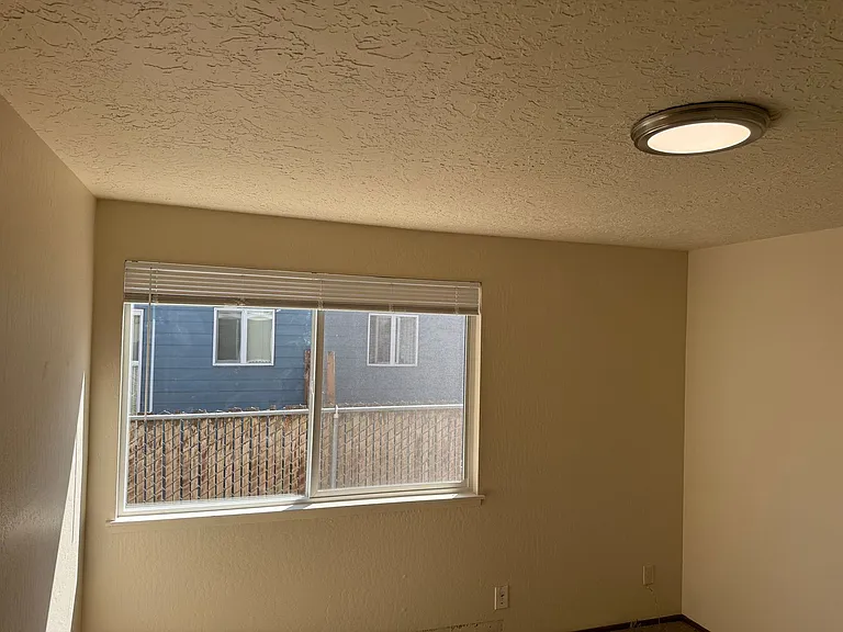 1425-1439 Salishan St SE — Photo 15