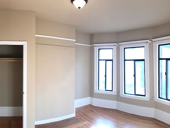 5th image of 55-57 Ramona Ave