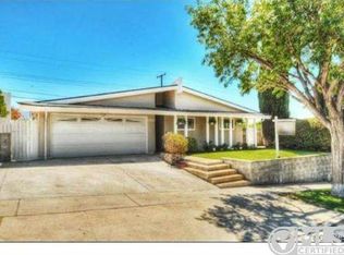 18702 Delight St, Santa Clarita, CA 91351