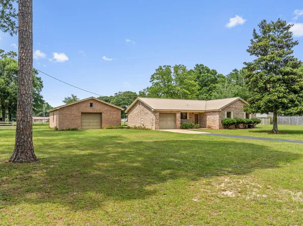 3451 Auburn Rd, Crestview, FL 32539