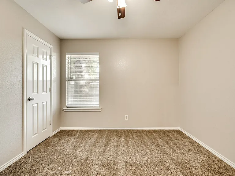 6108 Paradise Dr — Photo 28