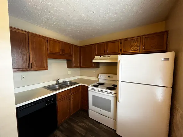1055 N Buckman St #12, Shepherdsville, KY 40165