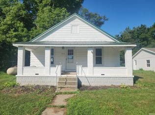 1598 S Jackson St, Logansport, IN 46947