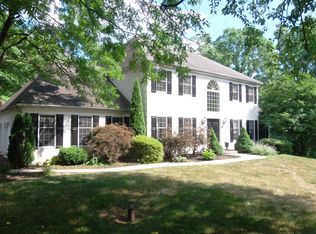 110 Nottingham Dr, Spring City, PA 19475