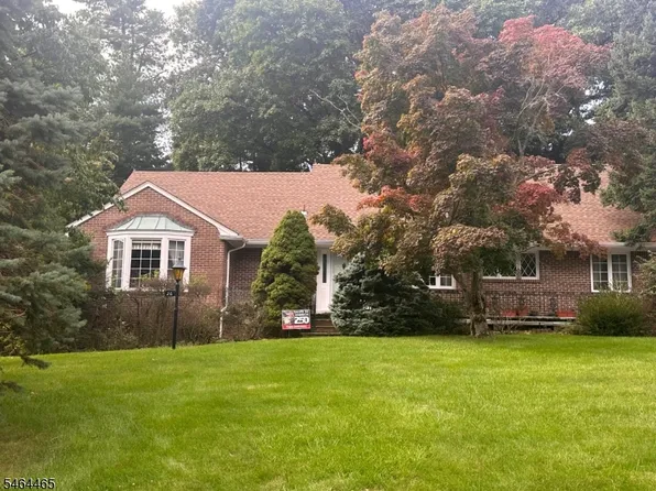 26 Faber Dr, Hawthorne Boro, NJ 07506