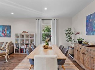 30491 De Caron St, Murrieta, CA 92563