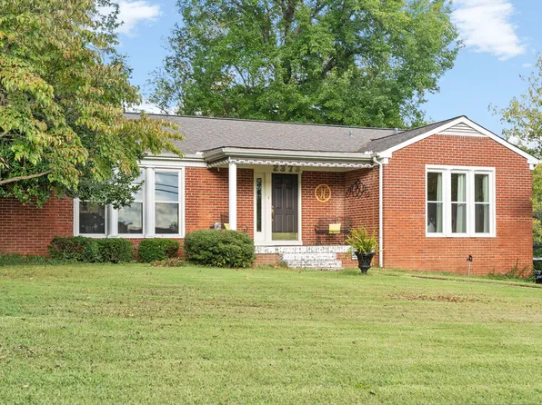 2373 Old Ashland City Rd, Clarksville, TN 37043