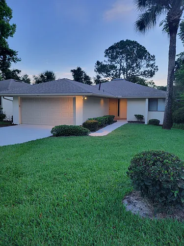 178 Turnberry Cir Photo 1
