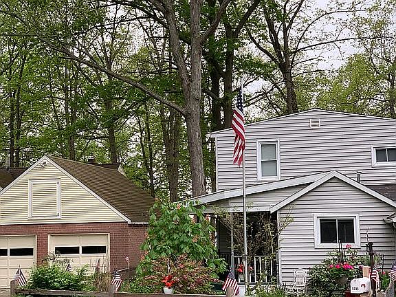 5th image of 6089 E Lake Dr