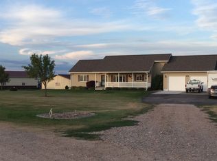 5591 W 70th St, Kearney, NE 68845